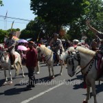 Peserta Karnaval Membludak