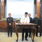Rapat Paripurna : Bupati Sampaikan Pendapat Akhir Penetapan Tujuh Raperda Karanganyar 2017