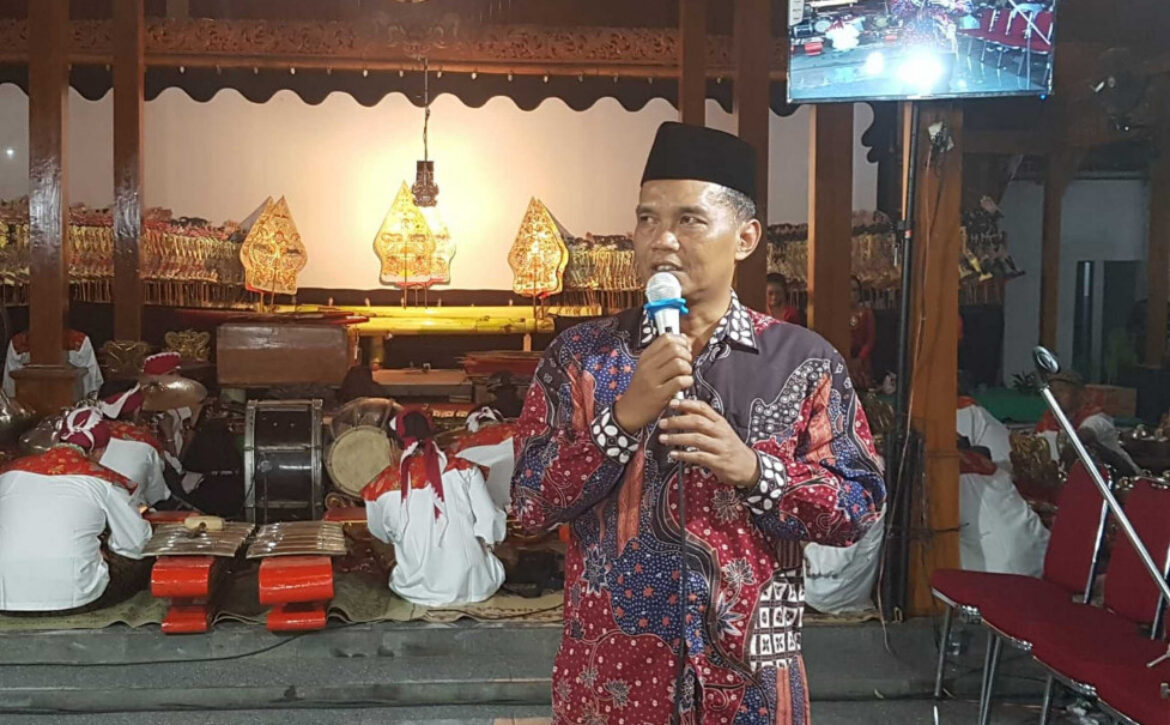 cf1d2f7d-1832-4c14-8418-2700679fbe1e