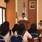 Penerimaan SK PNS Kepada 27 Bidan Desa Pegawai Tidak Tetap (PTT)