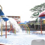 Mantap, sekarang Jumantono punya Dolphin Tugu Waterpark