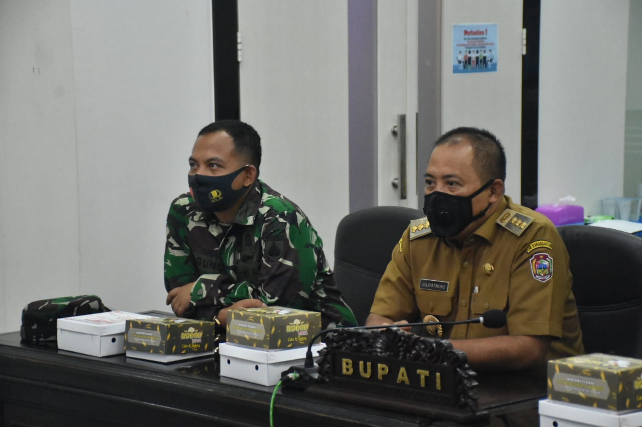 Bupati Karanganyar Menghadiri Vidcon