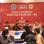 Dies Natalis ke-24 & Wisuda Universitas Surakarta Tahun 2022  “Bersinergi Membangun Karakter & Kapasitas Sumber Daya Menuju Good University Governance”