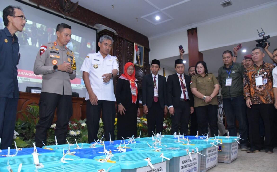 f86c9afd-56fc-44df-a44c-e3c12f5cbc02