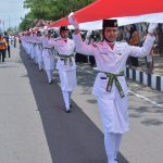 Peringati Hari Sumpah Pemuda, Karanganyar Bentangkan Bendera Merah Putih Sepanjang 1 Kilometer