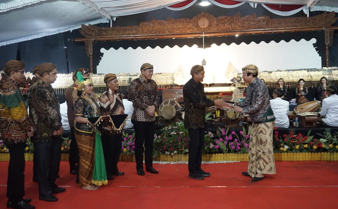 WhatsApp Image 2024-11-19 at 00.19.24