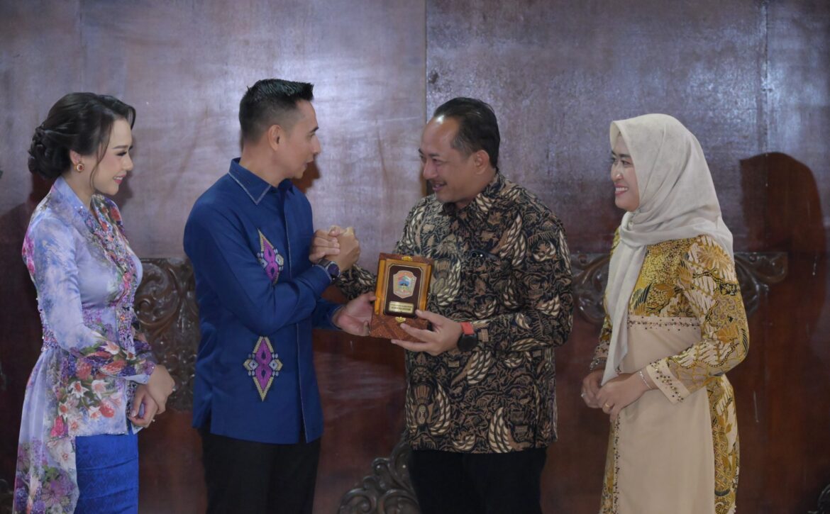 WhatsApp Image 2025-03-05 at 00.33.17